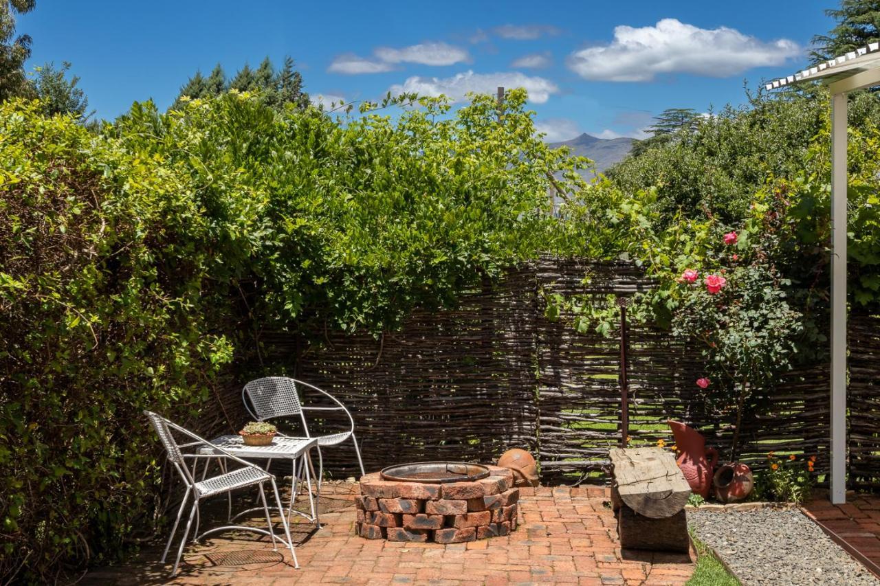 Honeysuckle Clarens Hotel Kültér fotó