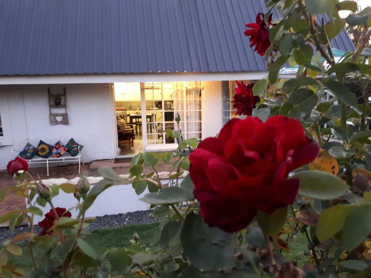 Honeysuckle Clarens Hotel Kültér fotó